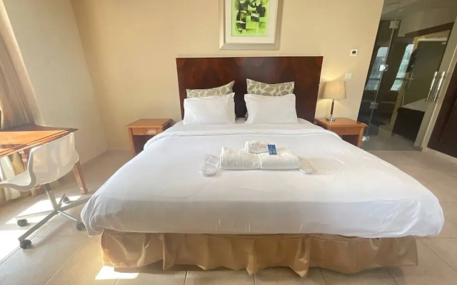 Marina Marvel Room Elite Residences