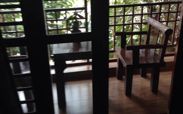 Xishuangbanna Fengweizhu Inn