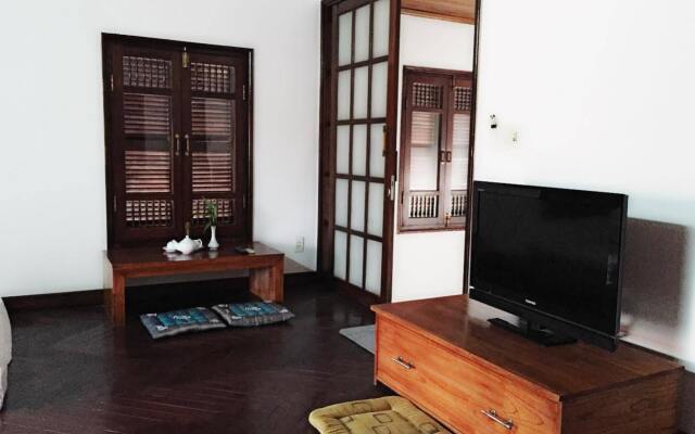 Отель B'Lan house комната для гостей