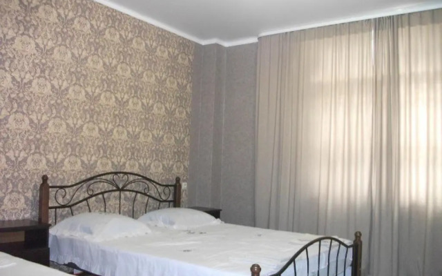 Guesthouse on Kabardinskaya 139a