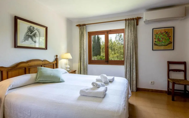 Villa - 2 Bedrooms with Pool and WiFi - 103235