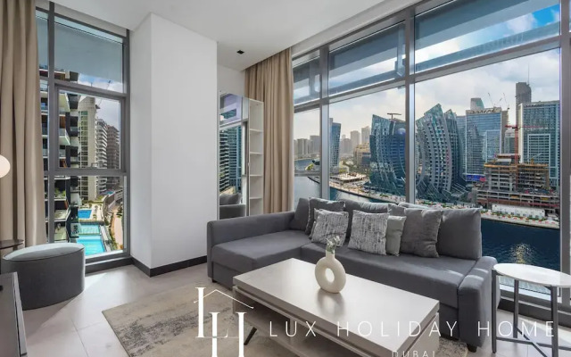 LUX 15 Northside Burj Khalifa View Suite
