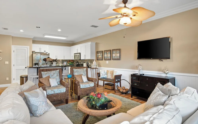 Baja Breeze by Silver Sands Vacation Rentals