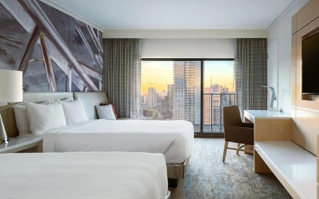 Chicago Marriott Downtown Magnificent Mile