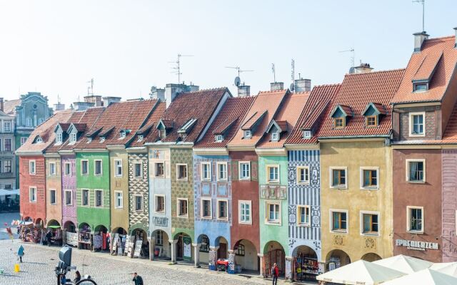 Отель Super-Apartamenty Market Square View Познань