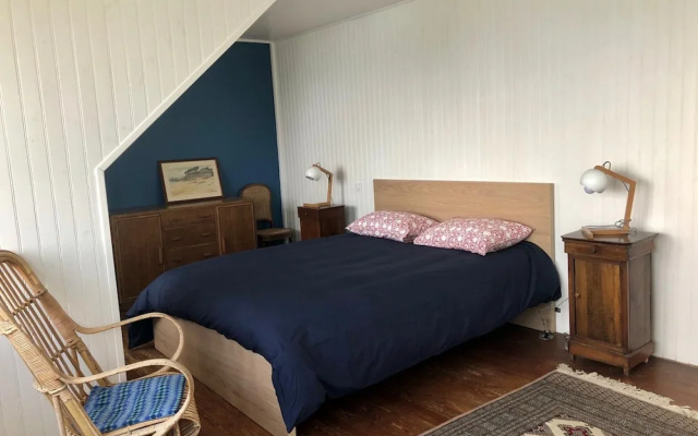House in Saint-pabu Near Sandy Beaches