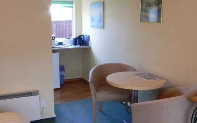 Antonios Motor Lodge