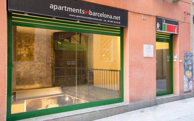 Отель Born-Tiradors Apartments Испания, Барселона - отзывы, цены и фото номеров - забронировать отель Born-Tiradors Apartments онлайн вид на фасад