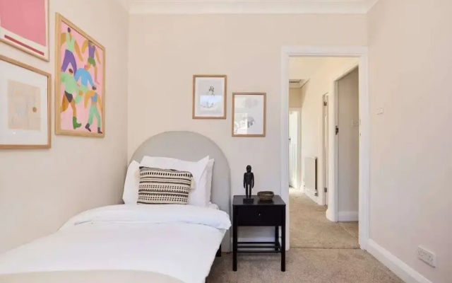 The Randall Retreat Spacious 4bdr Home With Garden