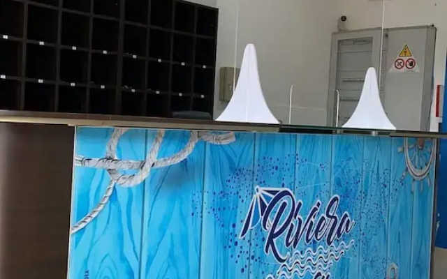 Hotel Riviera Village