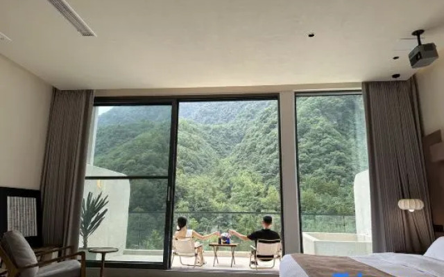 Qingye Private Soup Residential Qingcheng Mountain scenic shop