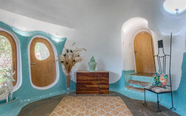 Saffronstays Asanja Dragonfly, Murbad-Entire Villa