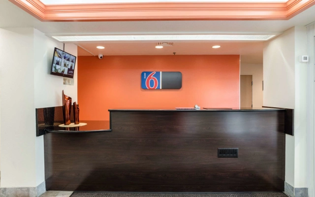Motel 6 Bristol, VA