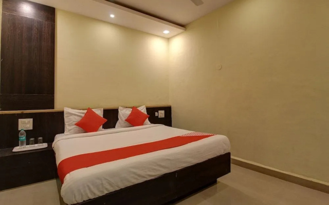 OYO 23051 Hotel Surya Yatri Niwas