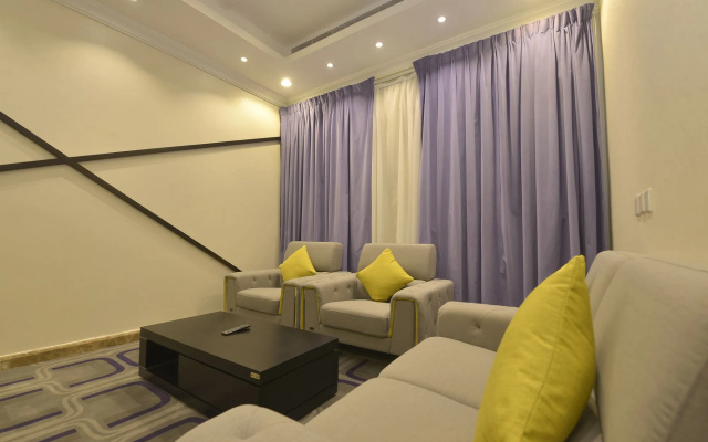Rose White Hotel