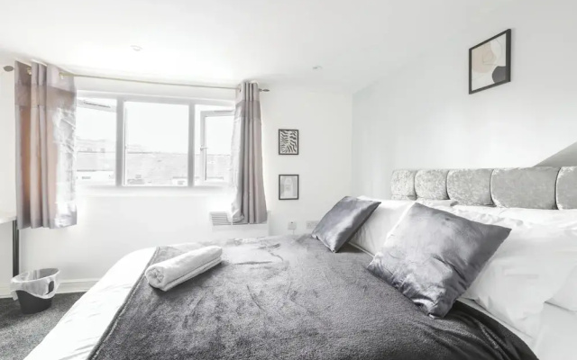 Cosy Apartment Near Leeds City Centre