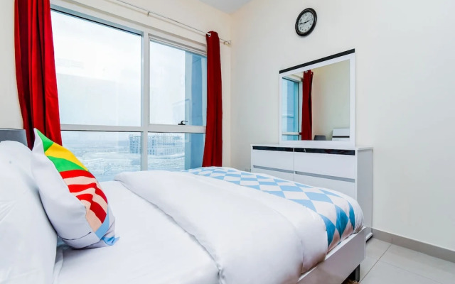 OYO Home 176 1BHK Lake Tower JLT