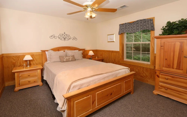 Holly Grove 1 - Three Bedroom Chalet