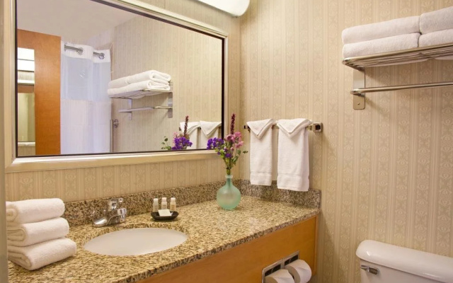 Silver Cloud Inn - Mukilteo Waterfront