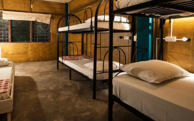 Phuket Ghetto Child Hostel