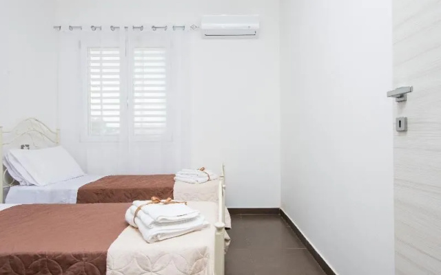 Galileo Suites  Apartments