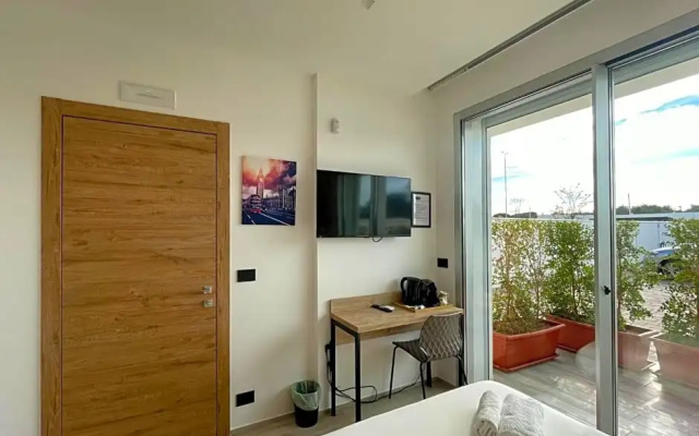Bari Airport B&B