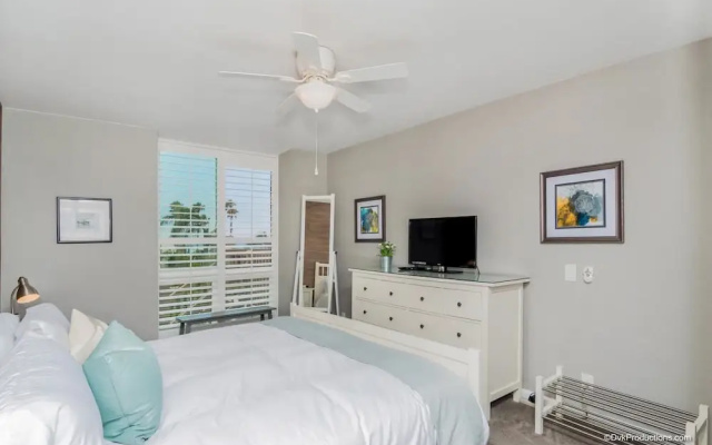 Ocean Breeze Retreat