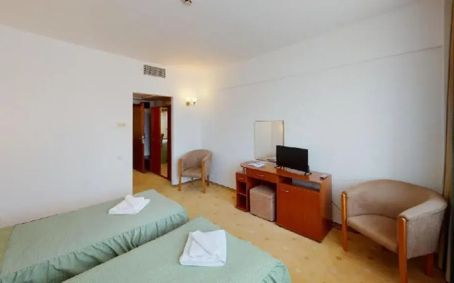 Complex Jasmine Ocna Sibiului  Hotel Helios