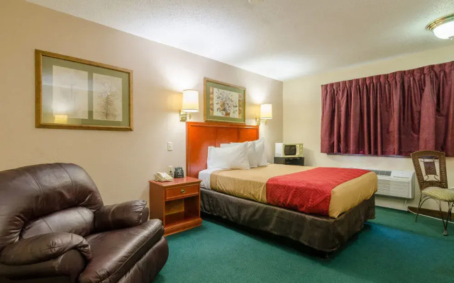 Mitchell Inn and Suites