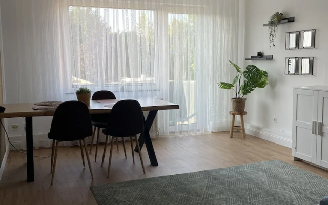 GREEN HILL Apartment