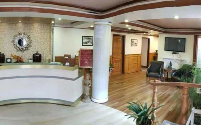 Hotel Sunflower