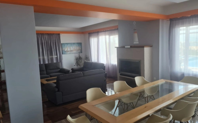 Villa Arres