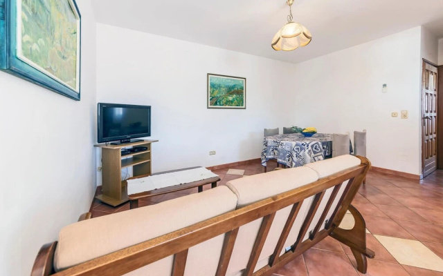Nice Apartment in Rovinj With 2 Bedrooms and Wifi