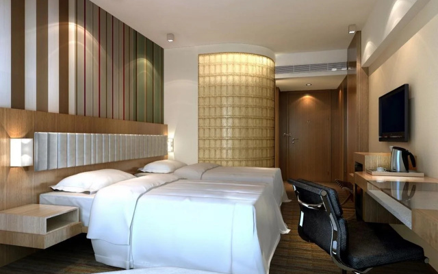 Holiday Inn Express Hong Kong Mongkok by IHG
