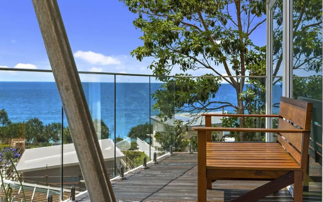 Beachy Coastal Retreat