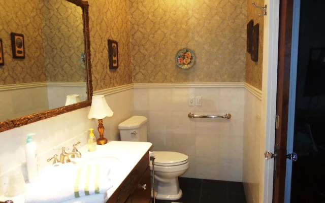 Jefferson Street Bed and Breakfast Inn
