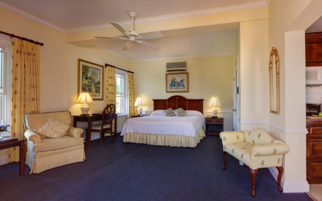 Royal Palms Hotel
