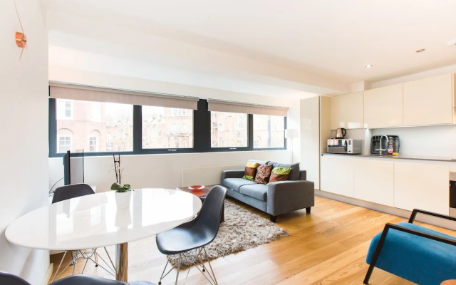 Spacious 1 Bedroom Apartment in Kensington - A1