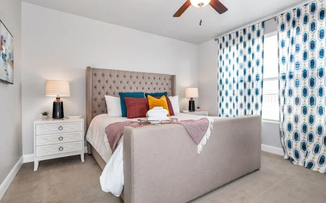 The Florentine 3 Bedroom Apts by RedAwning