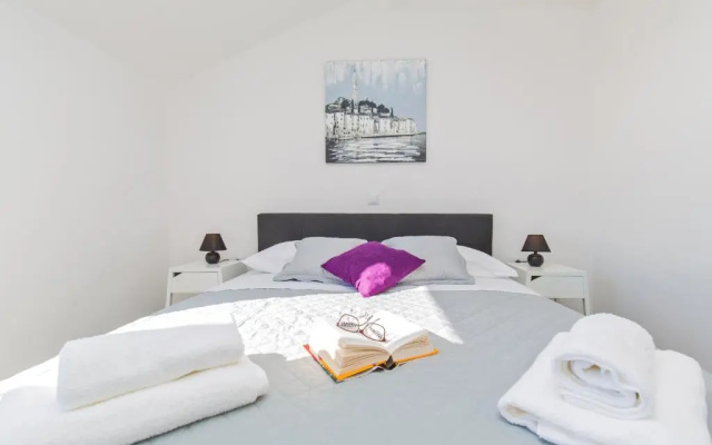 Sunset Apartment