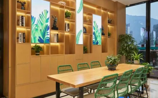 Shankee Tea Style Hotel (Chongqing Pengshui County Yujing Jiangshan)