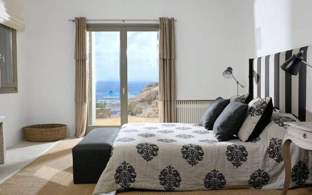 Etoile in Tourlos With 7 Bedrooms and 9 Bathrooms