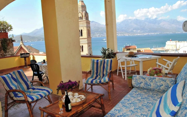 Sea View Appartment for 6 Person