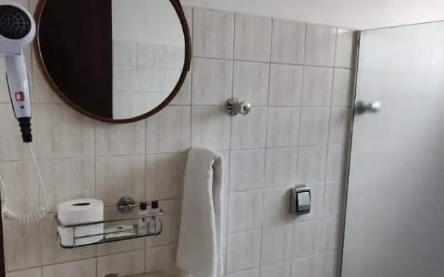 Shellter Hotel