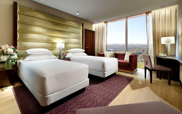 Hyatt Regency Barcelona Tower