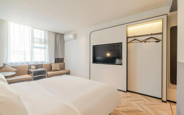 Jiangcheng Hotel