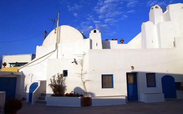 Santorini Caves