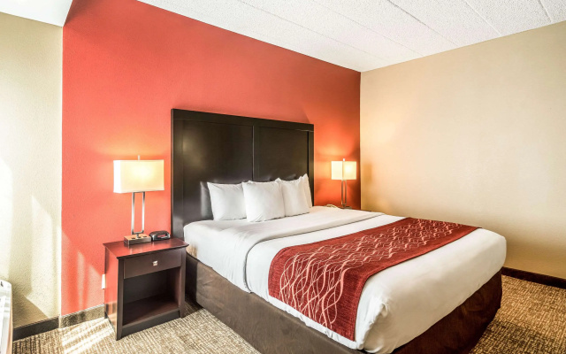 Spark by Hilton Des Plaines Chicago O'Hare