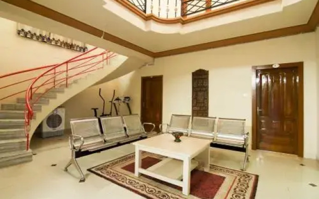 Vamsi Krishna By OYO Rooms