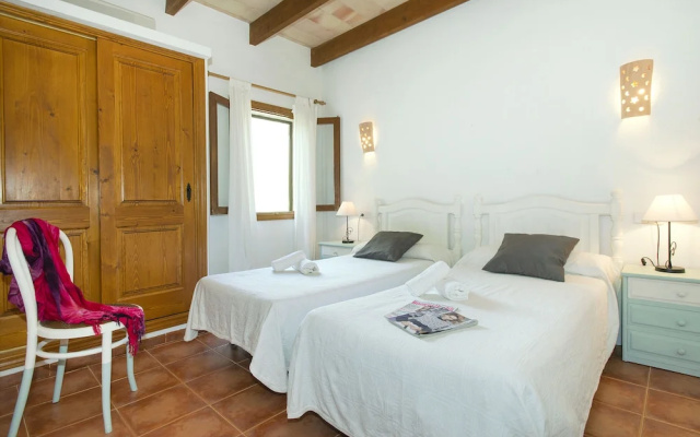 Villa Aina